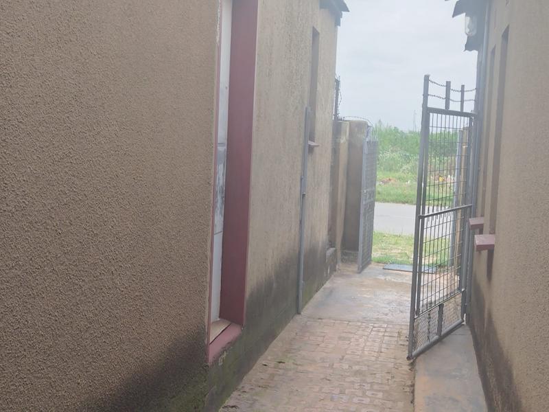 3 Bedroom Property for Sale in Katlehong South Gauteng