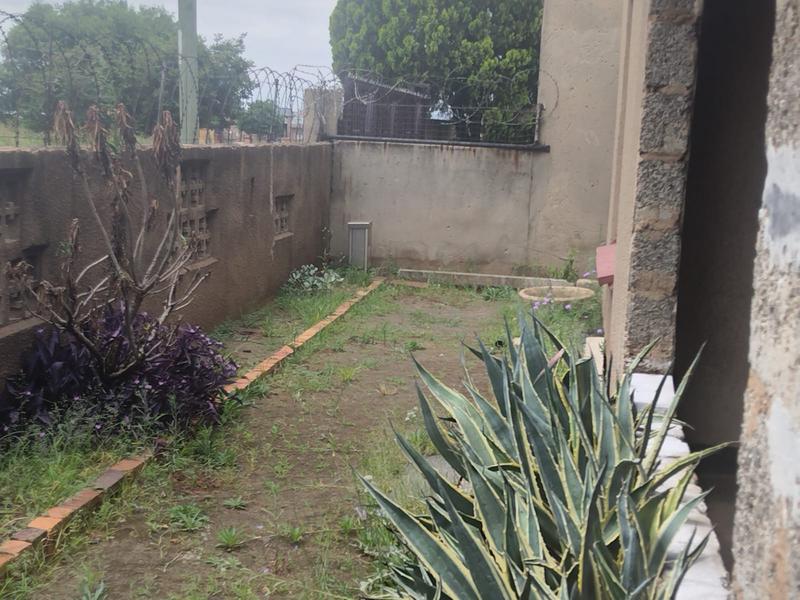 3 Bedroom Property for Sale in Katlehong South Gauteng