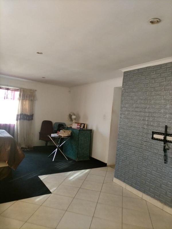 4 Bedroom Property for Sale in Palm Ridge Gauteng