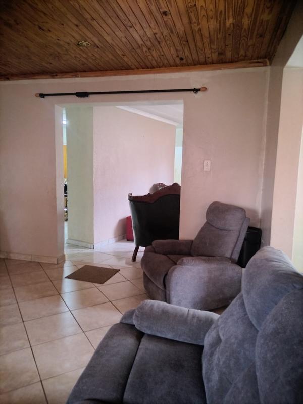 4 Bedroom Property for Sale in Palm Ridge Gauteng