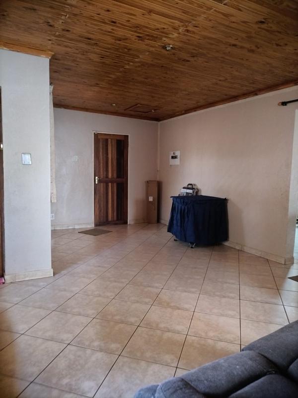 4 Bedroom Property for Sale in Palm Ridge Gauteng