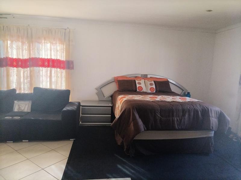 4 Bedroom Property for Sale in Palm Ridge Gauteng