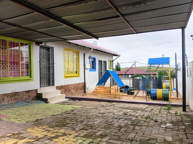 5 Bedroom Property for Sale in Cosmo City Gauteng