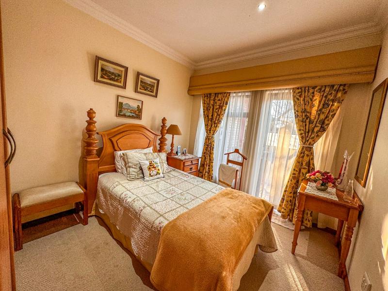 8 Bedroom Property for Sale in Ninapark Gauteng