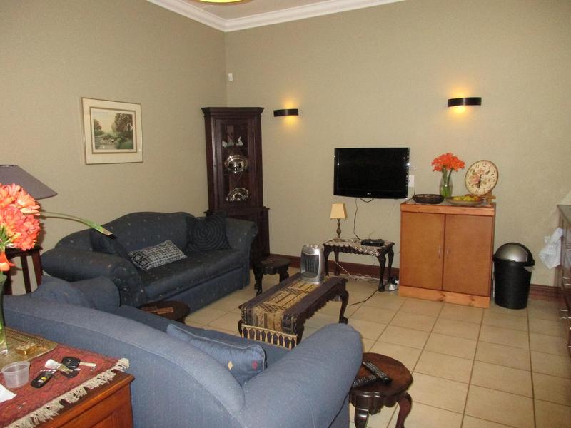 To Let 1 Bedroom Property for Rent in Retire at Midstream Gauteng