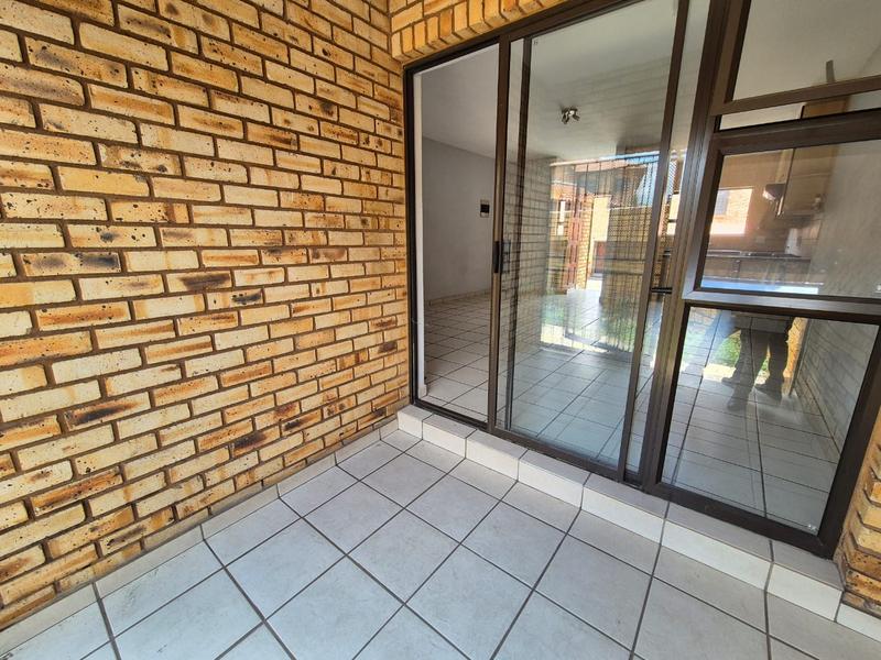 2 Bedroom Property for Sale in Florentia Gauteng