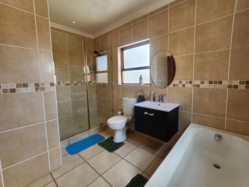 3 Bedroom Property for Sale in Randhart Gauteng