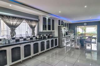 4 Bedroom Property for Sale in Glenvista Gauteng