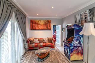 4 Bedroom Property for Sale in Glenvista Gauteng