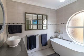 4 Bedroom Property for Sale in Glenvista Gauteng