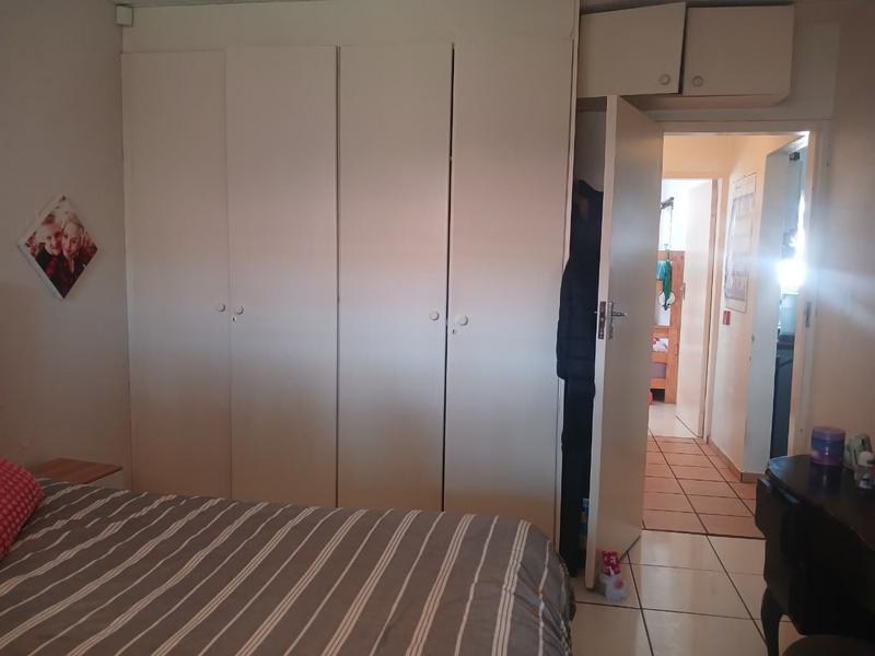 2 Bedroom Property for Sale in Glenvista Gauteng