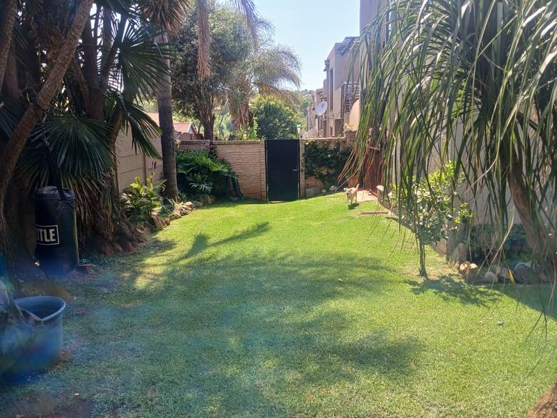 2 Bedroom Property for Sale in Glenvista Gauteng