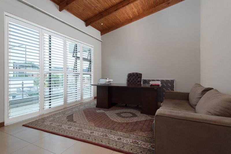 5 Bedroom Property for Sale in Meyersdal Nature Estate Gauteng