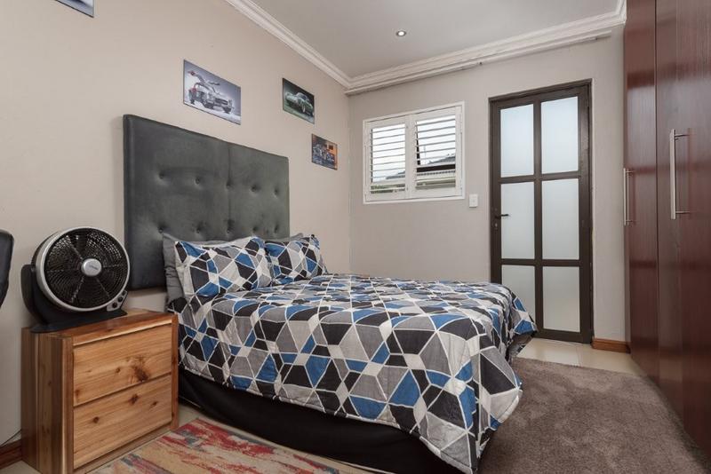 5 Bedroom Property for Sale in Meyersdal Nature Estate Gauteng