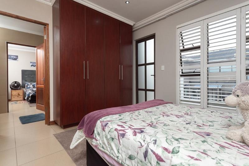 5 Bedroom Property for Sale in Meyersdal Nature Estate Gauteng