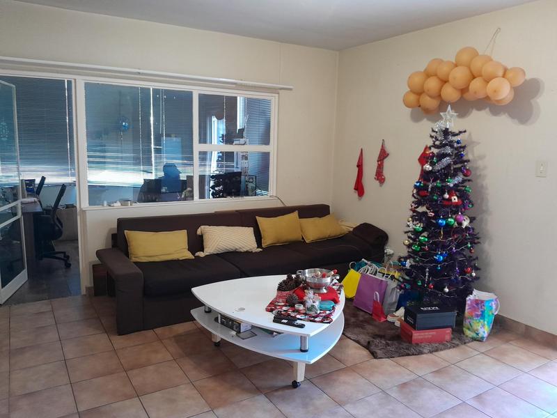 To Let 2 Bedroom Property for Rent in Primrose Hill Gauteng