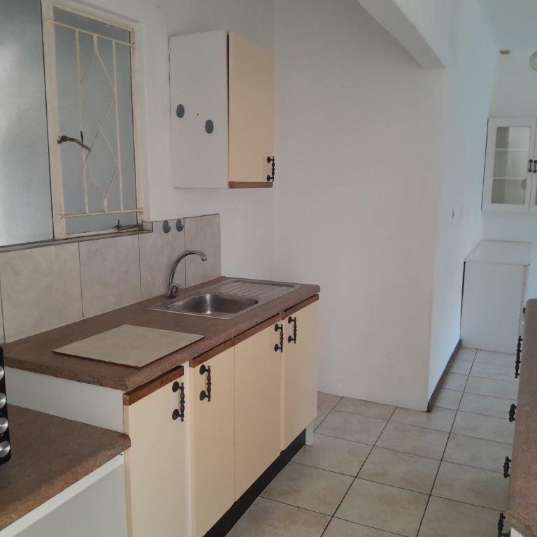 To Let 1 Bedroom Property for Rent in Eastleigh Ridge Gauteng