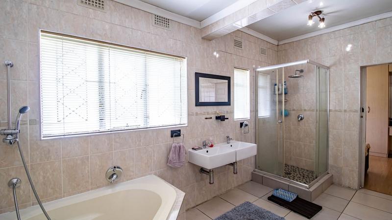 4 Bedroom Property for Sale in Edenvale Gauteng