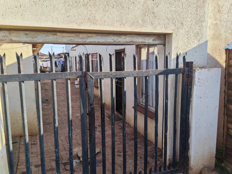 10 Bedroom Property for Sale in Soshanguve South Gauteng