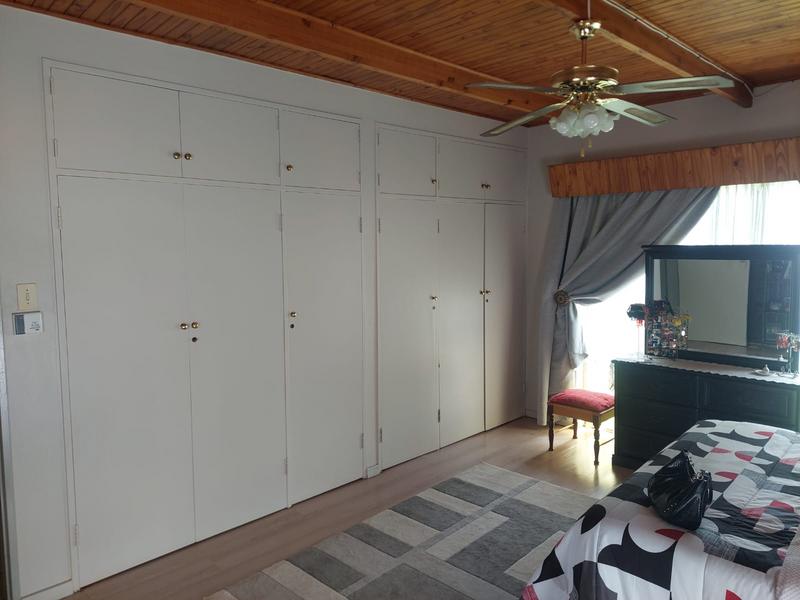 4 Bedroom Property for Sale in Dorandia Gauteng