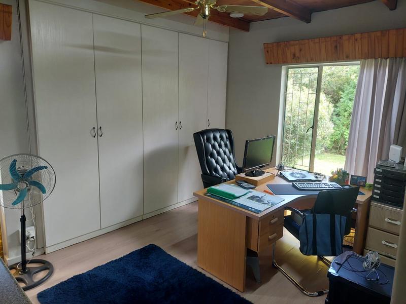 4 Bedroom Property for Sale in Dorandia Gauteng