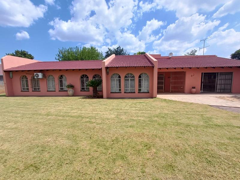 3 Bedroom Property for Sale in Arcon Park Gauteng