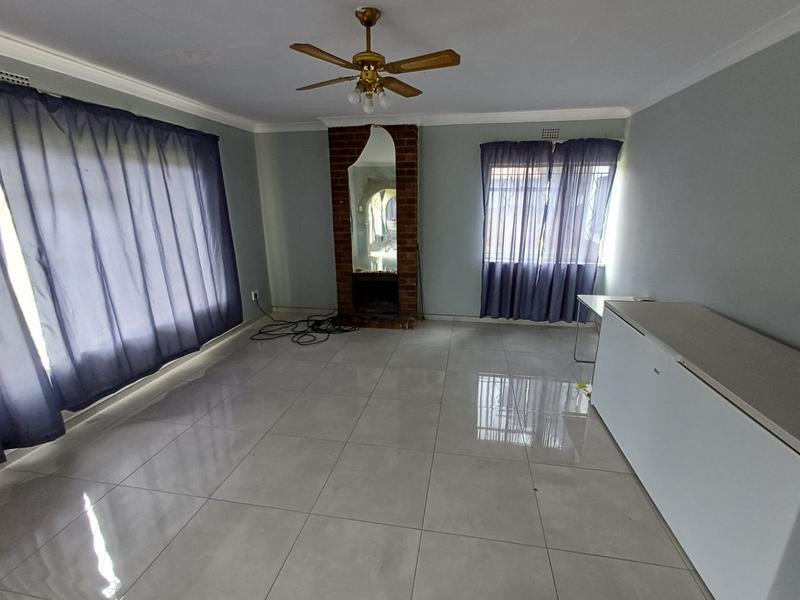 4 Bedroom Property for Sale in Sonland Park Gauteng