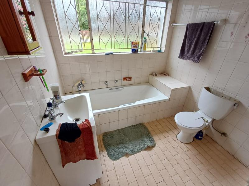 4 Bedroom Property for Sale in Sonland Park Gauteng