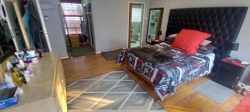 5 Bedroom Property for Sale in Three Rivers Gauteng