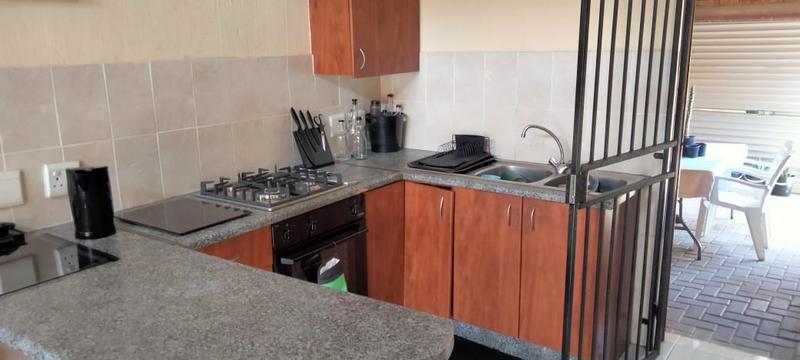 2 Bedroom Property for Sale in Honeypark Gauteng