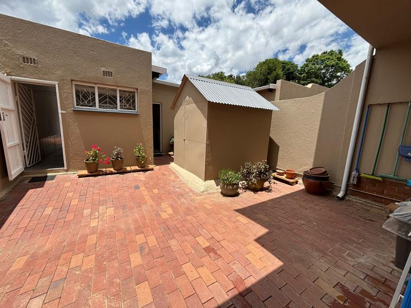 3 Bedroom Property for Sale in Fairland Gauteng