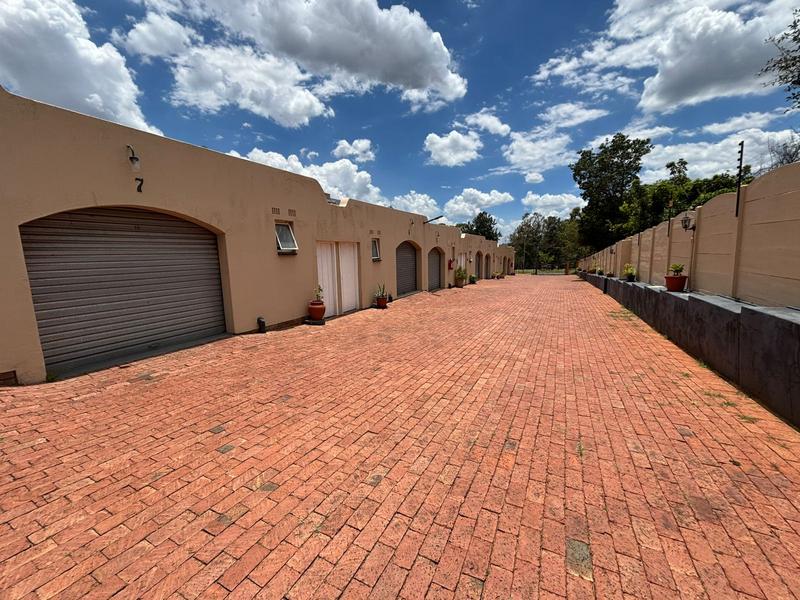 3 Bedroom Property for Sale in Fairland Gauteng