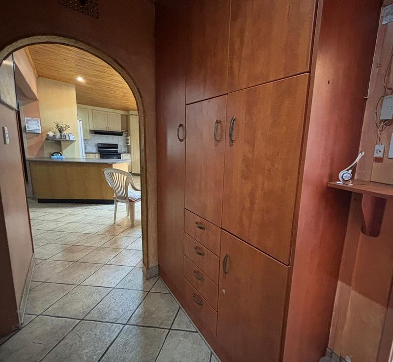 3 Bedroom Property for Sale in Sophiatown Gauteng