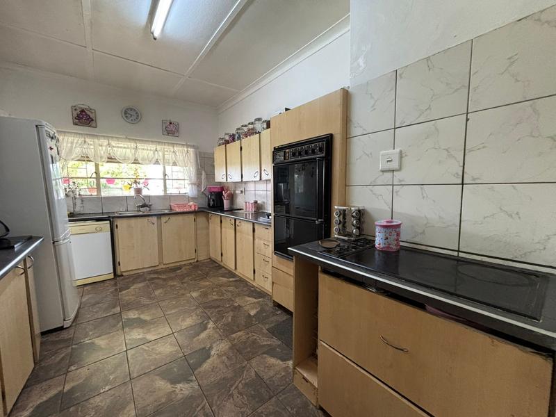 3 Bedroom Property for Sale in Discovery Gauteng