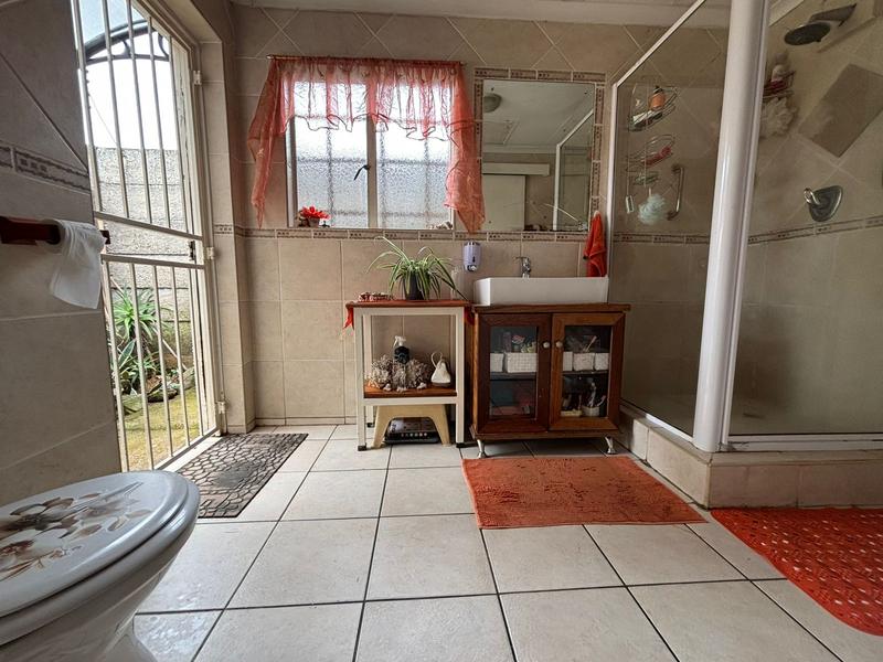 3 Bedroom Property for Sale in Discovery Gauteng