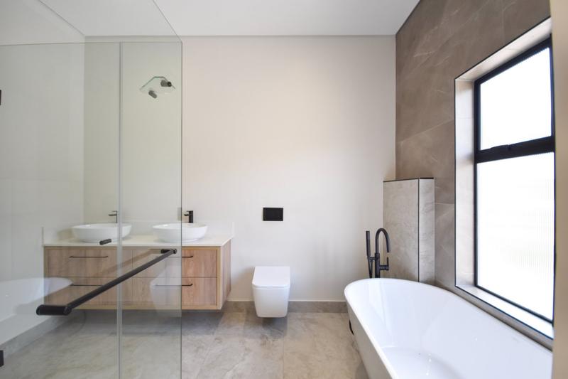 4 Bedroom Property for Sale in Fountainbrook Estate Gauteng