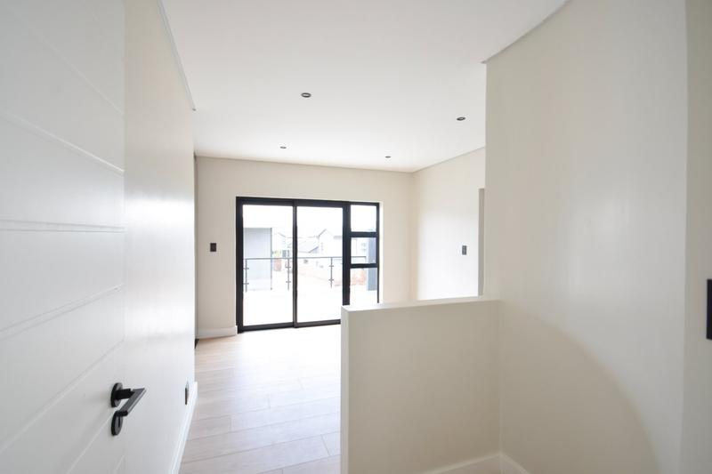 4 Bedroom Property for Sale in Fountainbrook Estate Gauteng