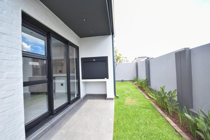 4 Bedroom Property for Sale in Fountainbrook Estate Gauteng