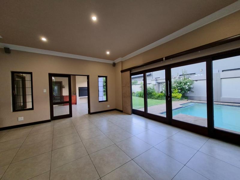 5 Bedroom Property for Sale in Midstream Estate Gauteng