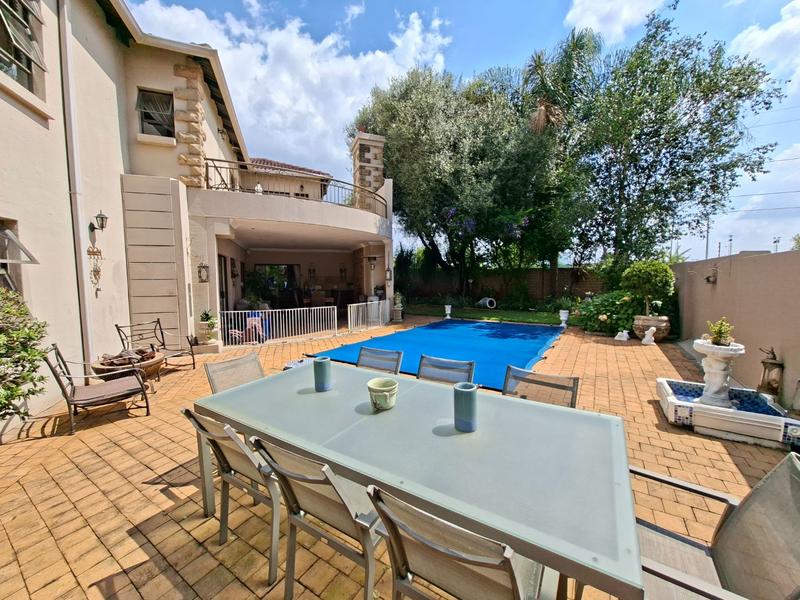 5 Bedroom Property for Sale in Midstream Estate Gauteng