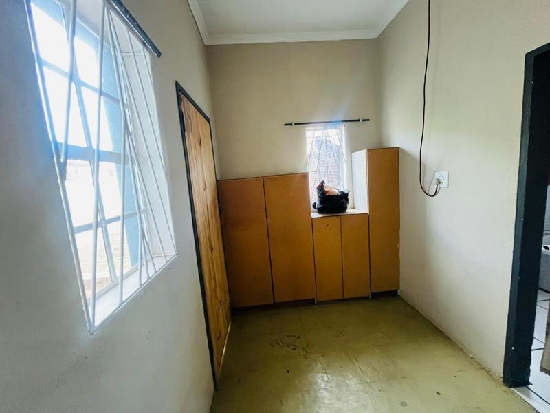To Let 2 Bedroom Property for Rent in Elsburg Gauteng