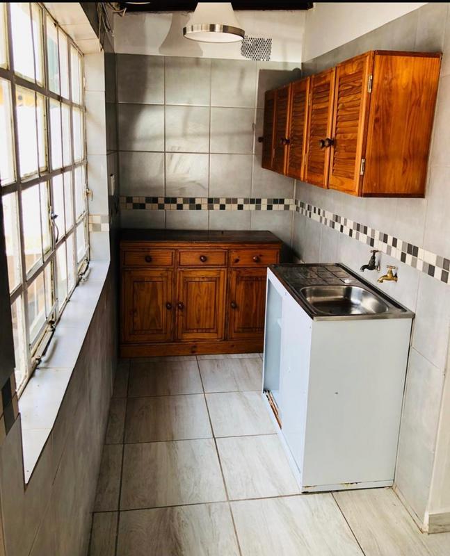 To Let 1 Bedroom Property for Rent in Wychwood Gauteng