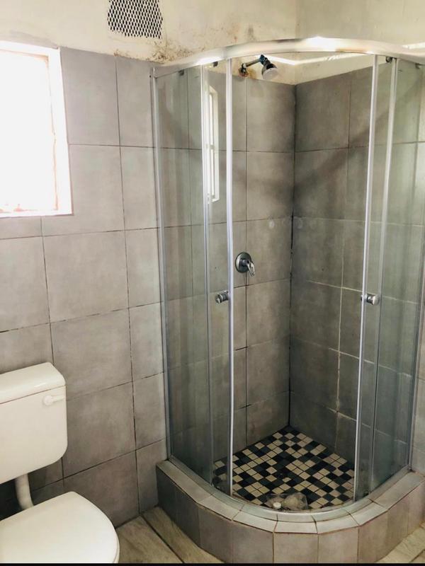 To Let 1 Bedroom Property for Rent in Wychwood Gauteng