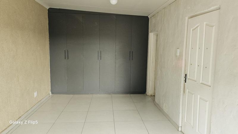 To Let 1 Bedroom Property for Rent in Cresslawn Gauteng