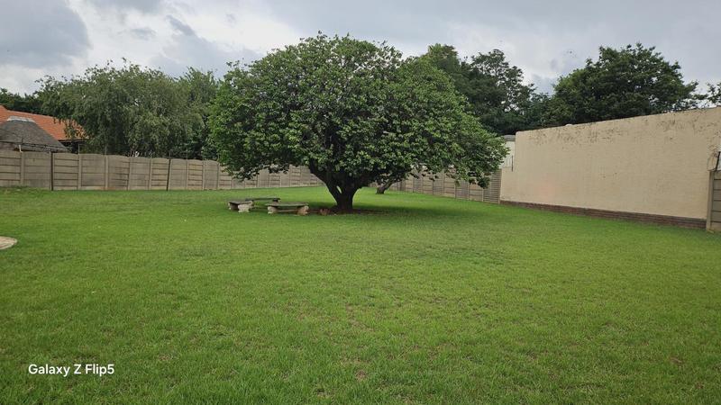 To Let 1 Bedroom Property for Rent in Cresslawn Gauteng