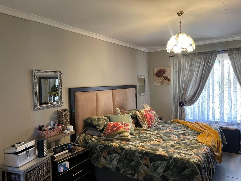 2 Bedroom Property for Sale in Vanderbijlpark SW 5 Gauteng