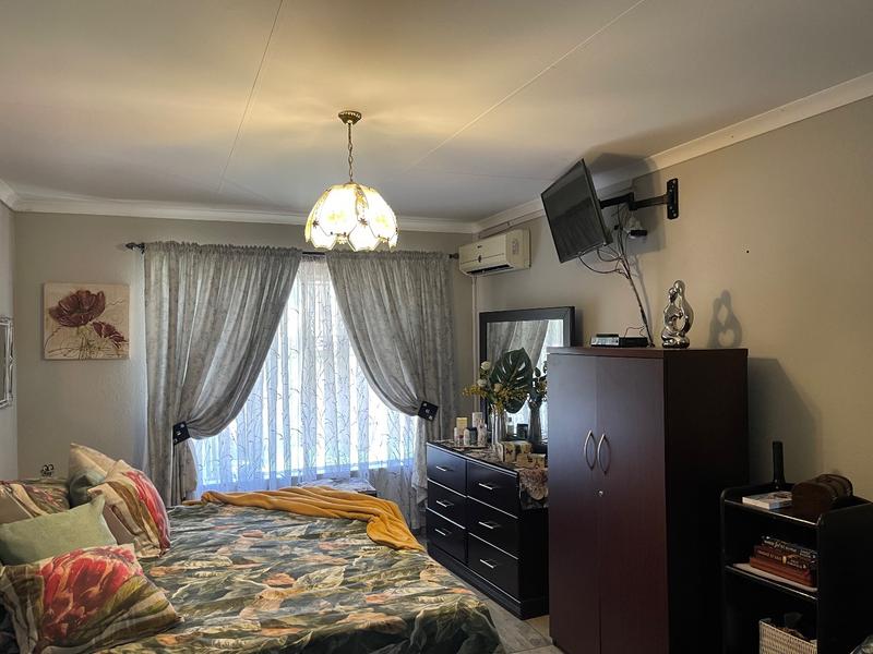 2 Bedroom Property for Sale in Vanderbijlpark SW 5 Gauteng