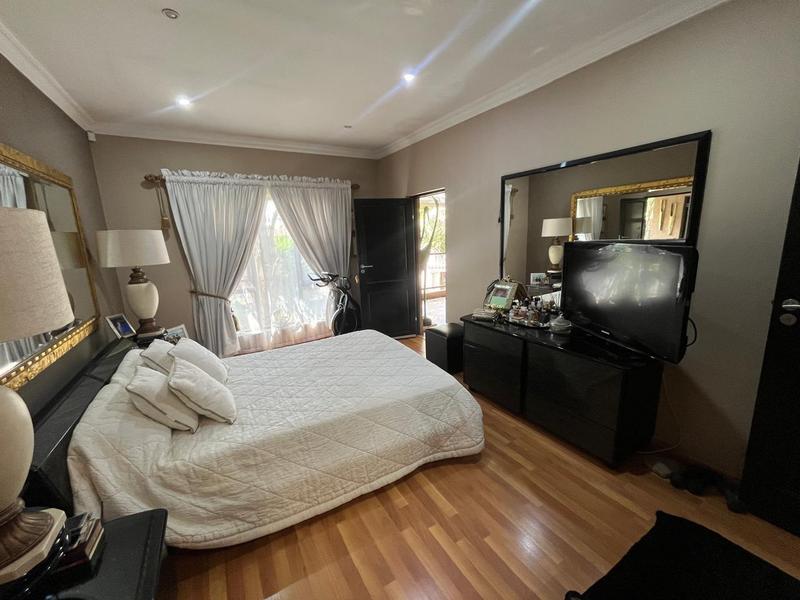 4 Bedroom Property for Sale in Vanderbijlpark SW 5 Gauteng