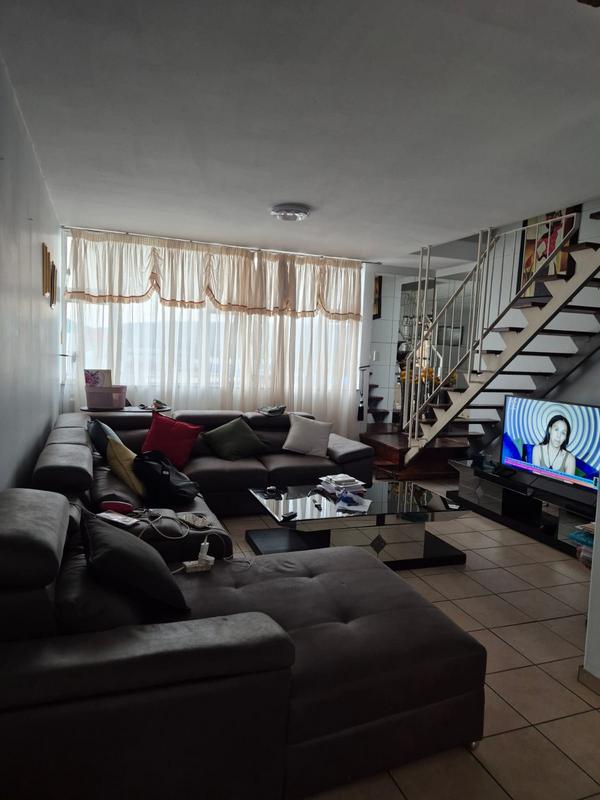2 Bedroom Property for Sale in Gezina Gauteng