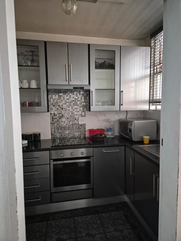2 Bedroom Property for Sale in Gezina Gauteng